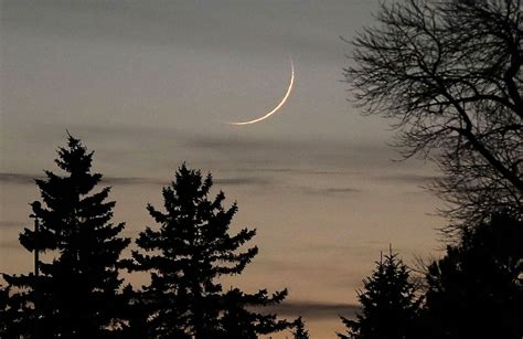 Astro Bob See The Reborn Moon At Dusk Lyrid Meteor Shower Before Dawn