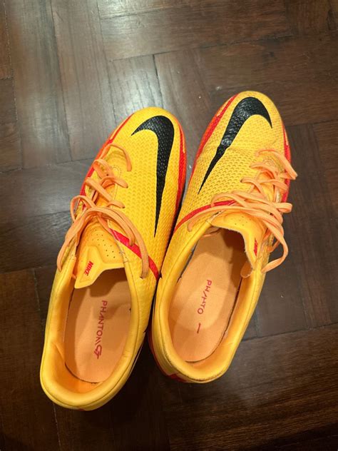 Nike Phantom Futsal Luxury Sneakers And Footwear On Carousell