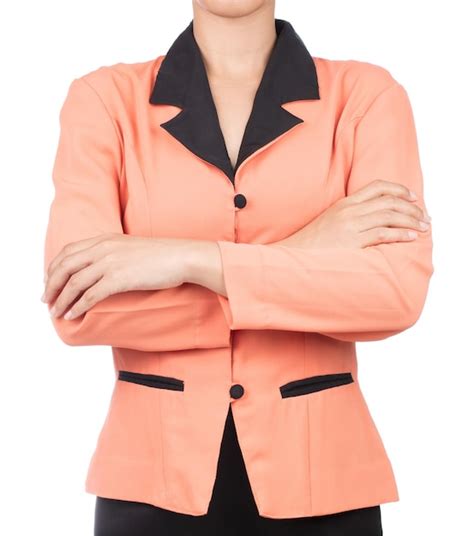 Hermosa Mujer En Camisa Naranja Brazos Cruzados Aislado Sobre Fondo