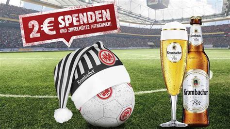 Eintracht Zipfelmützen von Krombacher für den guten Zweck im Stadion