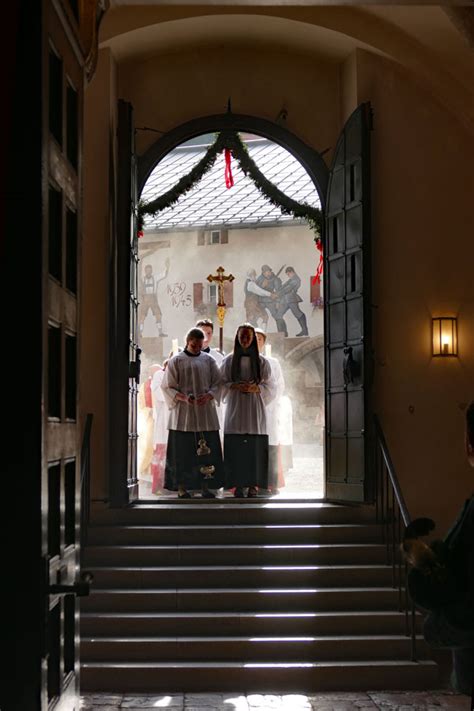 Pontifikalgottesdienst Zum Hochfest Der Hll Petrus Und Paulus