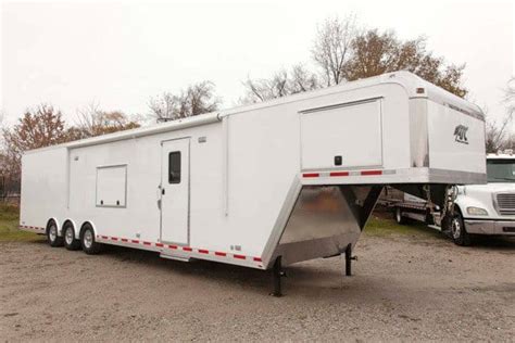 44 ft Custom Enclosed Gooseneck Trailer| MO Great Dane trailers