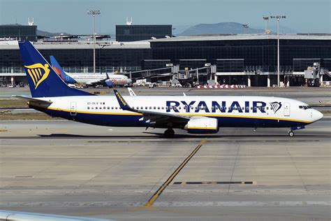 Ryanair Ei Dlv Boeing As Anna Zvereva Flickr