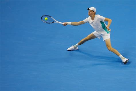 Sinner vence a Alcaraz y jugará la final del Abierto de Pekín