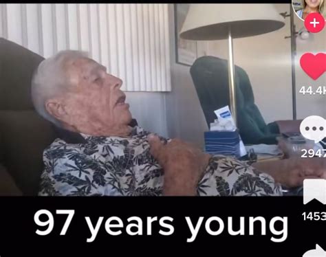 97 Year Old Man Smokes Weed For The First Time On Hospice Care🥲🥲🥲 R420