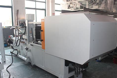 Unique 900t Pvt Petthermosetbakelite Injection Molding Machine For