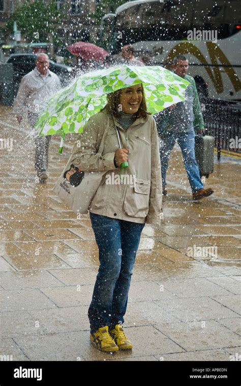 Soaking Wet Woman Rain Hi Res Stock Photography And Images Alamy