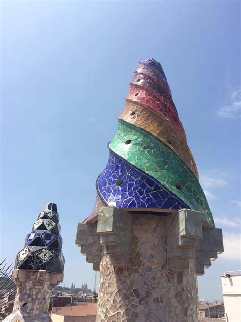 Palau Güell – Bottle Street