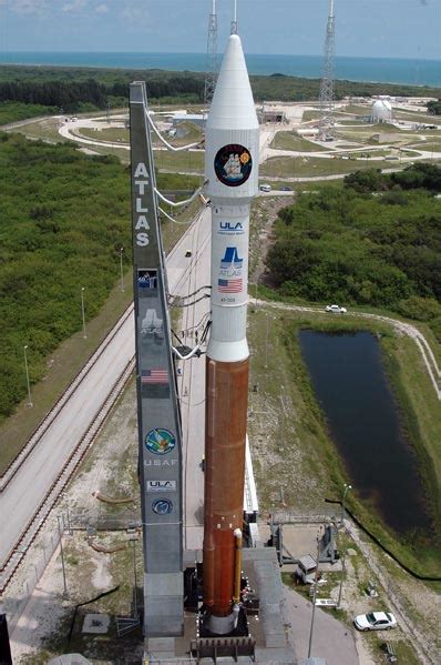 Spaceflight Now Atlas Launch Report Atlas 5 Rolled To The Pad For Nrol 30