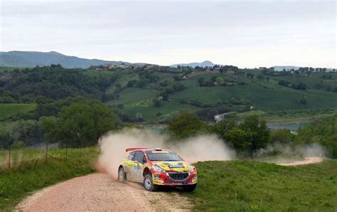 IL TRICOLORE PASSA DALLO SLALOM DEI TRULLI IlTornante It Rally