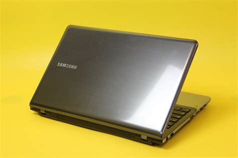 Игровой ноутбук SAMSUNG