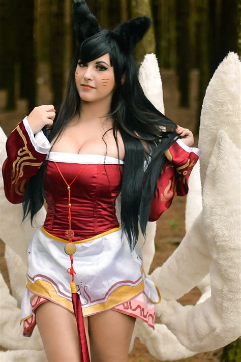 Ahri Cosplay by Kitsune-Raposa on DeviantArt