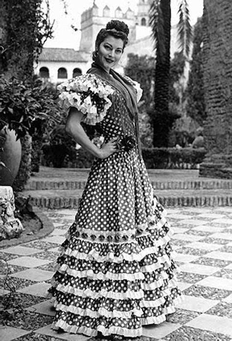 21 Ideas De Fotos Antiguas De Flamenca Flamenco Trajes De Flamenco