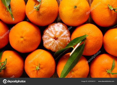 Close Clementine Leaf Background Stock Photo By ©studiom 425534212