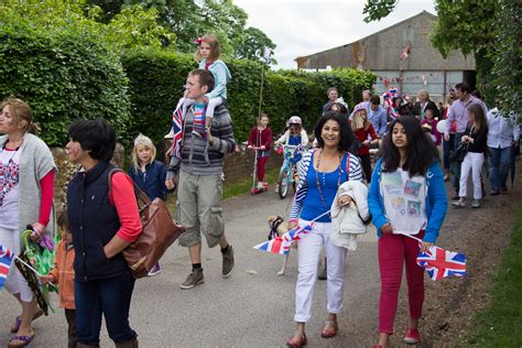 Easton Jubilee Procession And Tug Of War Richard Turner Flickr