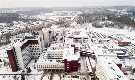 Maldeikienė Du Ministrus Skelbia Privilegijuotai Besigydančius Santaros