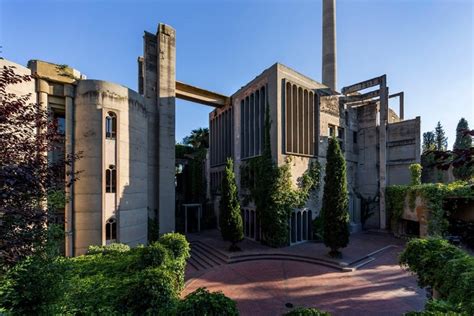 Photos Les Incroyables Oeuvres De Larchitecte Catalan Ricardo Bofill