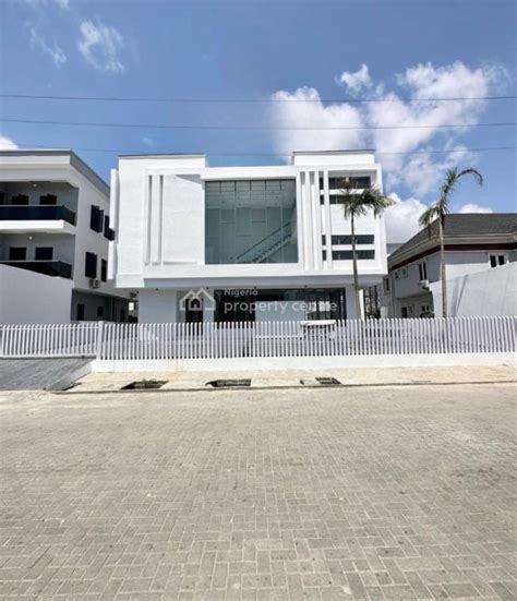 For Sale Luxuriously Built 5 Bedroom Fully Detached Duplex Osapa