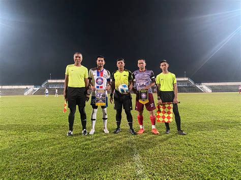 Sukan Bola Sepak Veteran Perlawanan Persahabatan Raikan Semangat