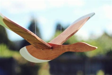 Pájaro volador de madera móvil Etsy España Bird mobile Wooden bird