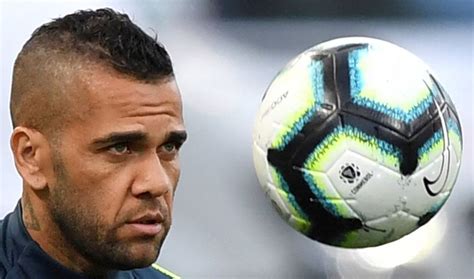 Daniel Alves Condenado Como O Jogador Deve Cumprir A Pena De Anos E