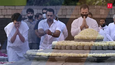 Watch Rahul And Priyanka Gandhi Pay Tribute To Former Pm Rajiv Gandhi On His 78th Birth