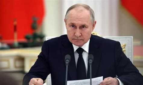 Comisión Electoral Central de Rusia registra a Putin como candidato en