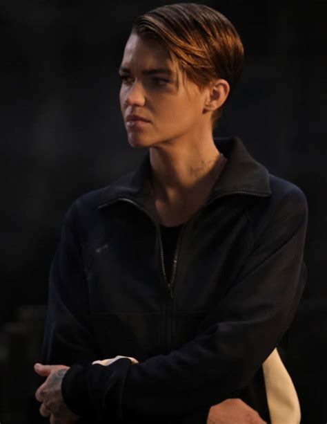 Batwoman Ruby Rose Reacts To Javicia Leslie Taking Over Title Role