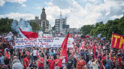 El Senado de Uruguay aprobó la reforma jubilatoria que aumenta la edad