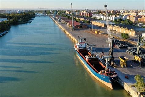 El Puerto De Sevilla Otorga Explanada Para Tr Fico De Mercanc As En