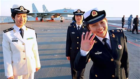 中國女兵在航母上如何生活探訪遼寧艦女兵的日常 Visiting the lives of female soldiers on the