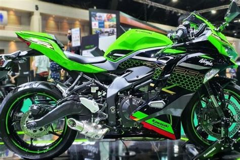 Kawasaki ZX25R Specs and Review • Road Sumo