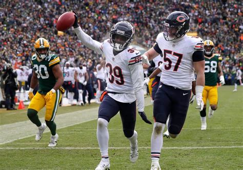 Bears vs. Packers: Biggest winners from Chicago's Week 18 win - Yahoo ...