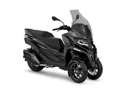 Motorrad Vergleich Piaggio Mp3 400 2023 Vs Piaggio Mp3 300 2021