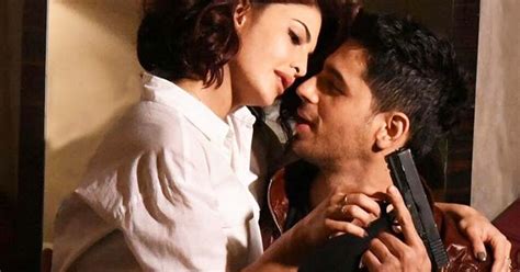 Milky Hot Thighs Legs Of Indian Celebs Jacqueline Fernandez Big Thigh Show Romancing With