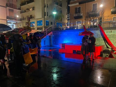 Reggio Calabria Manifestazione A Piazza Orange In Supporto Alle Donne