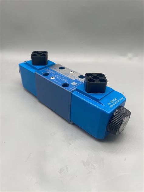 Eaton Vickers Dg V Al M U D Solenoid Operated Directional Valve