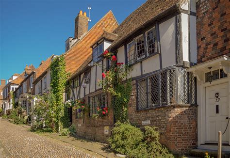 Beautiful Old Houses On Cobbled Mermaid Street Rye Flickr