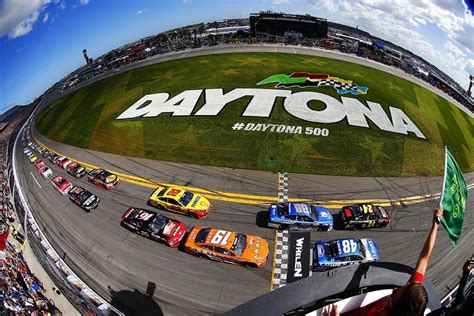 Nascar Abre Temporada 2015 Das Pistas Com Estilo