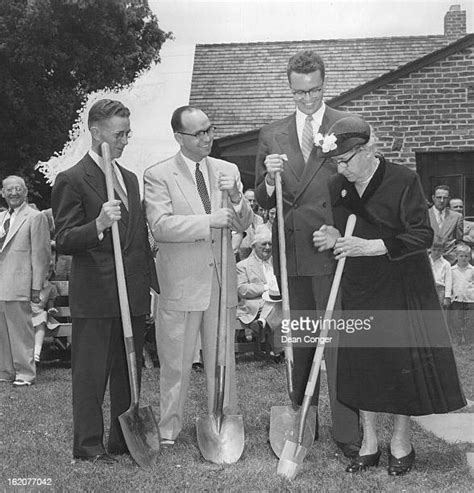 First Shovelful Photos And Premium High Res Pictures Getty Images