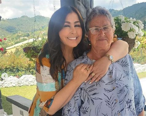 Arelys Henao Muestra A Su Mam En Las Redes Sociales Cantinazo Tv