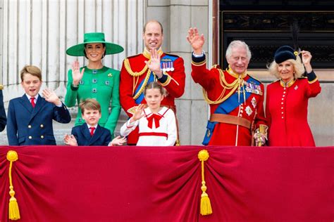 Photo Ce 22 septembre le futur roi d Angleterre s est rendu à la