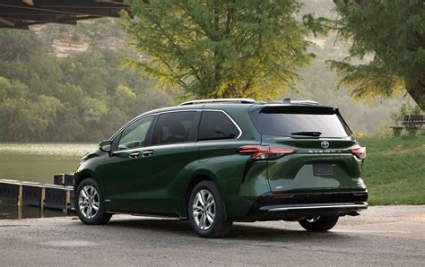 2021 Toyota Sienna Limited Awd