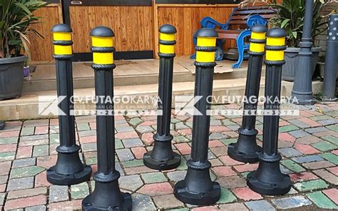 Fungsi Bollard Besi Pembatas Jalan Archives Futago Karya