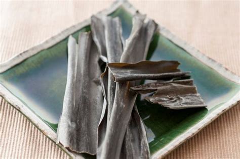 7 Types of Seaweed Edible Healthy to Be Consumed - Fresh Seaweed ...