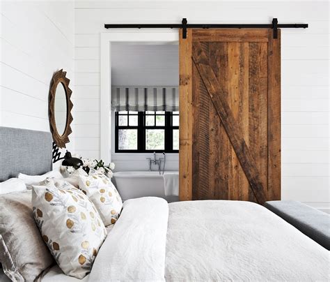 17 Modern Rustic Bedroom Decorating Ideas