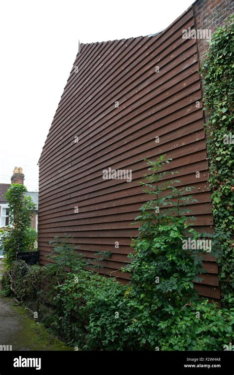 Timber Cladding Uk Hi Res Stock Photography And Images Alamy