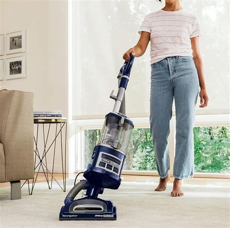 Shark Nv360 Navigator Deluxe Upright Vacuum