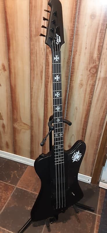 Epiphone Nikki Sixx Blackbird Signature Bass W Case And Reverb