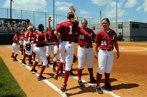 Softball Hosts Lsu In Pivotal Sec Series Wvua 90 7 Fm